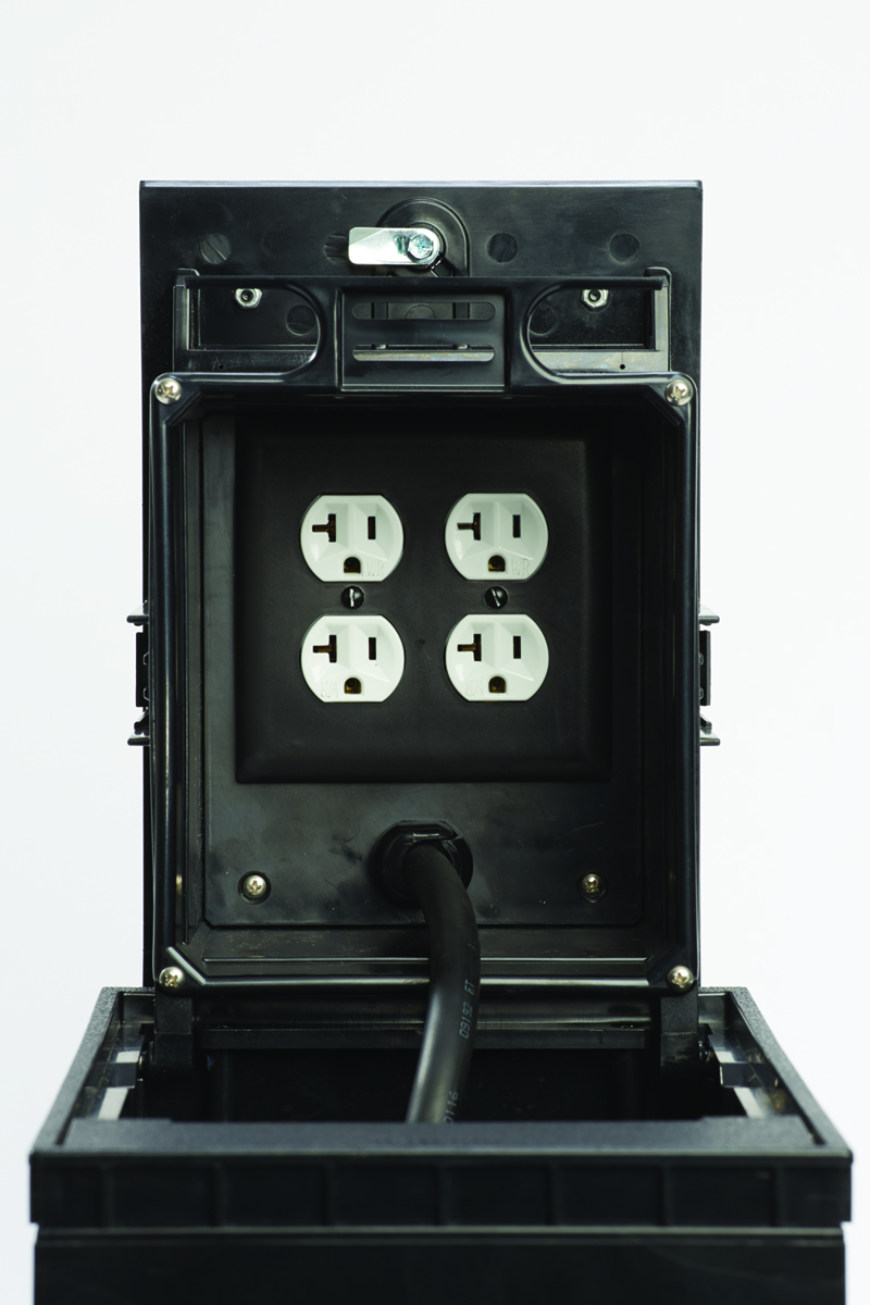 Wiremold® XB814C520BK
